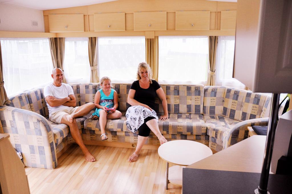 Oostappen Vakantiepark Riviera Beach Biddinghuizen Room photo
